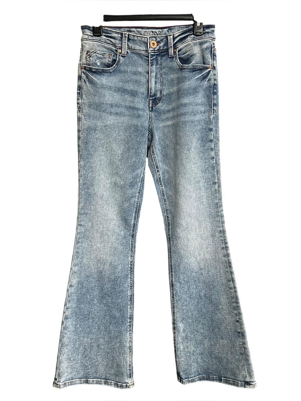 MAURICES Edgely Women’s Blue Jeans Sz 6 Short High-Rise Flare Distressed Pockets